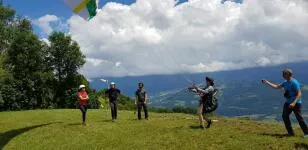 Discover paragliding flight techniques