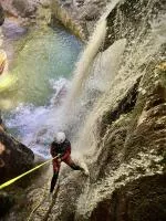 Descente en rappel avec cascade au Furon 2 à Sassenage