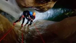 Descente en rappel au canyon de l'Infernet, Isère