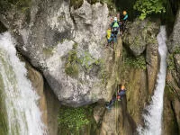 Au départ du premier rappel du canyon de l'Alloix