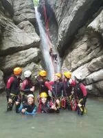 A l'arrivée d'un toboggan au canyon d'Angon